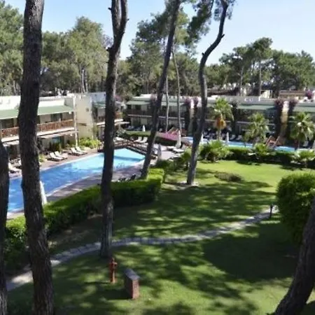 Turquoise Semesteranläggning (resort)